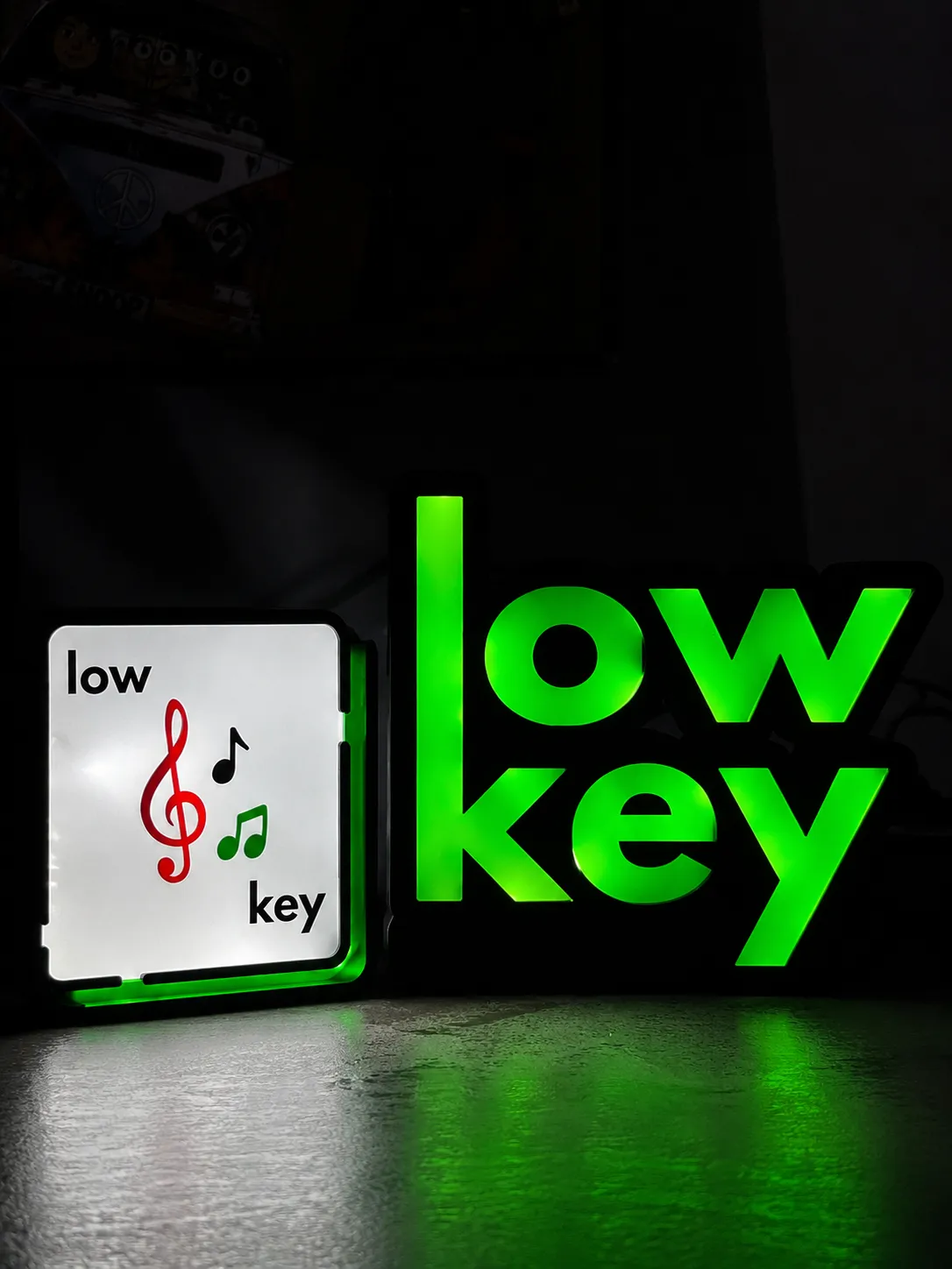 Logo Lightbox example 1