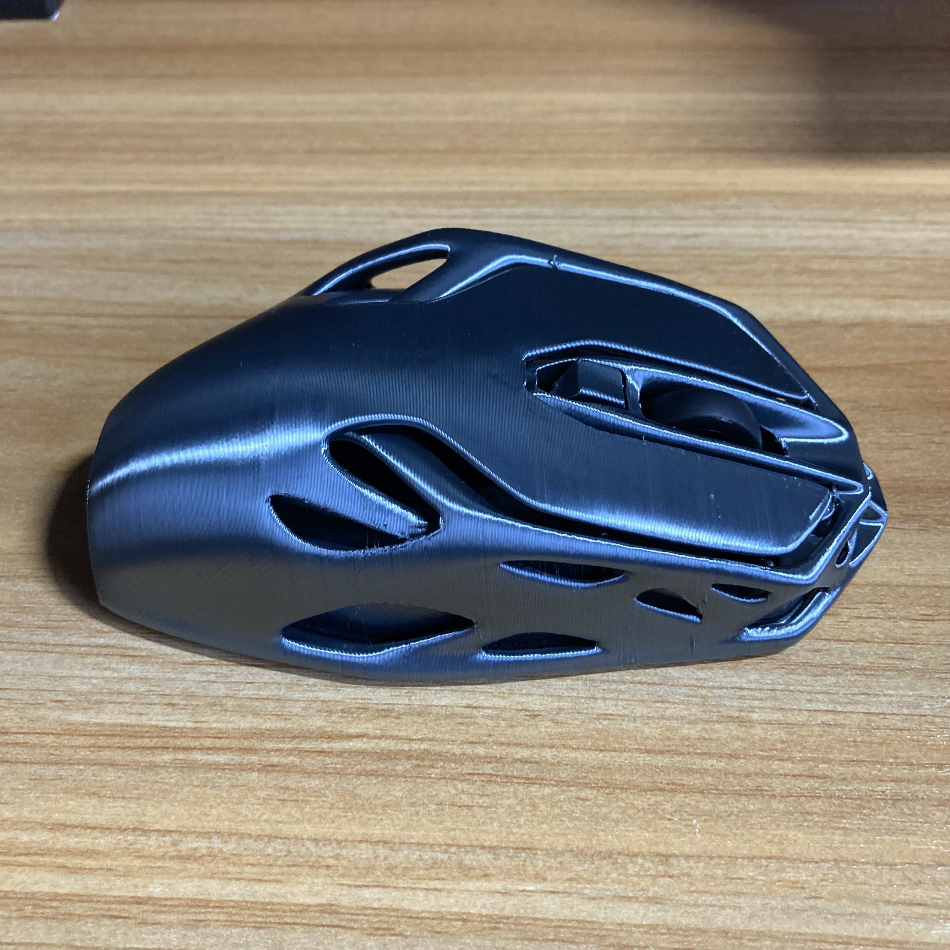 Custom wireless mouse design